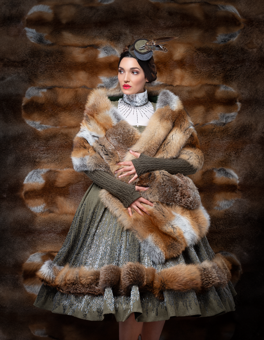 couture-dirndl-no4-hero.png